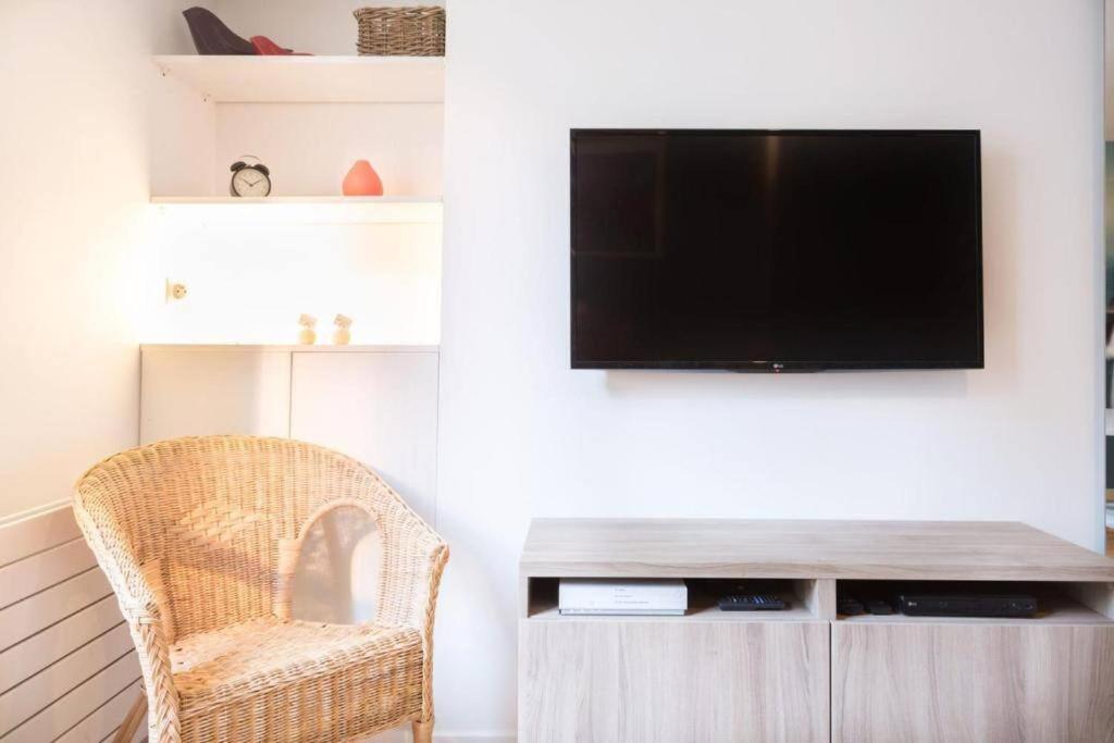 Appartamento Charming Canal St Martin/gare De L'est *